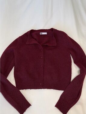 SO Wine Button-Up Cropped Cardigan